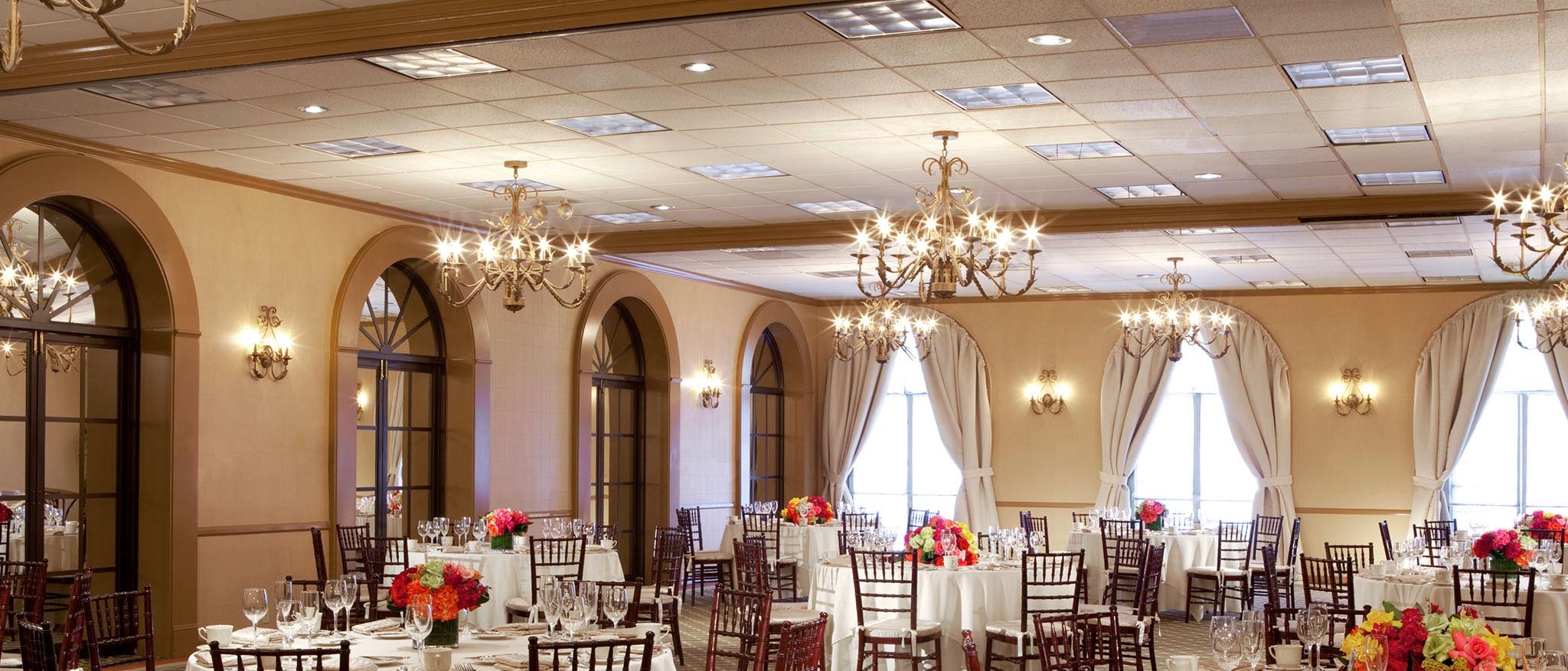 Hotel Near Pasadena Convention Center | Sheraton Pasadena Hotel Hotel Near Pasadena Convention Center | Sheraton Pasadena Hotel